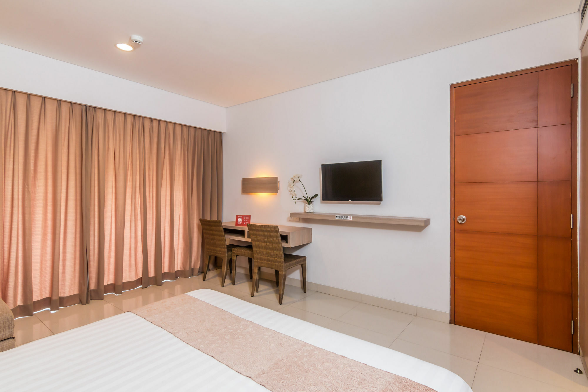 Zen Rooms Legian Corner Kuta Lombok Eksteriør bilde